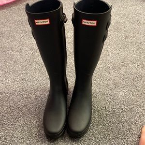 Hunter. Tall Black. Size 10. Rain boots